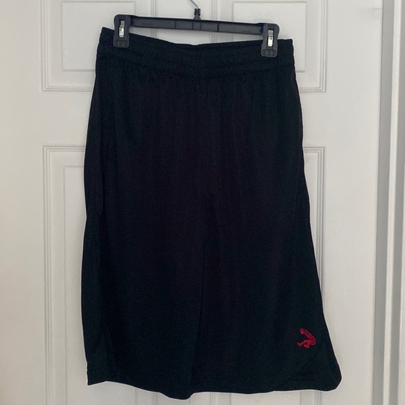 New men’s basketball drawstring shorts size medium length 26” smoke free home - Picture 1 of 5